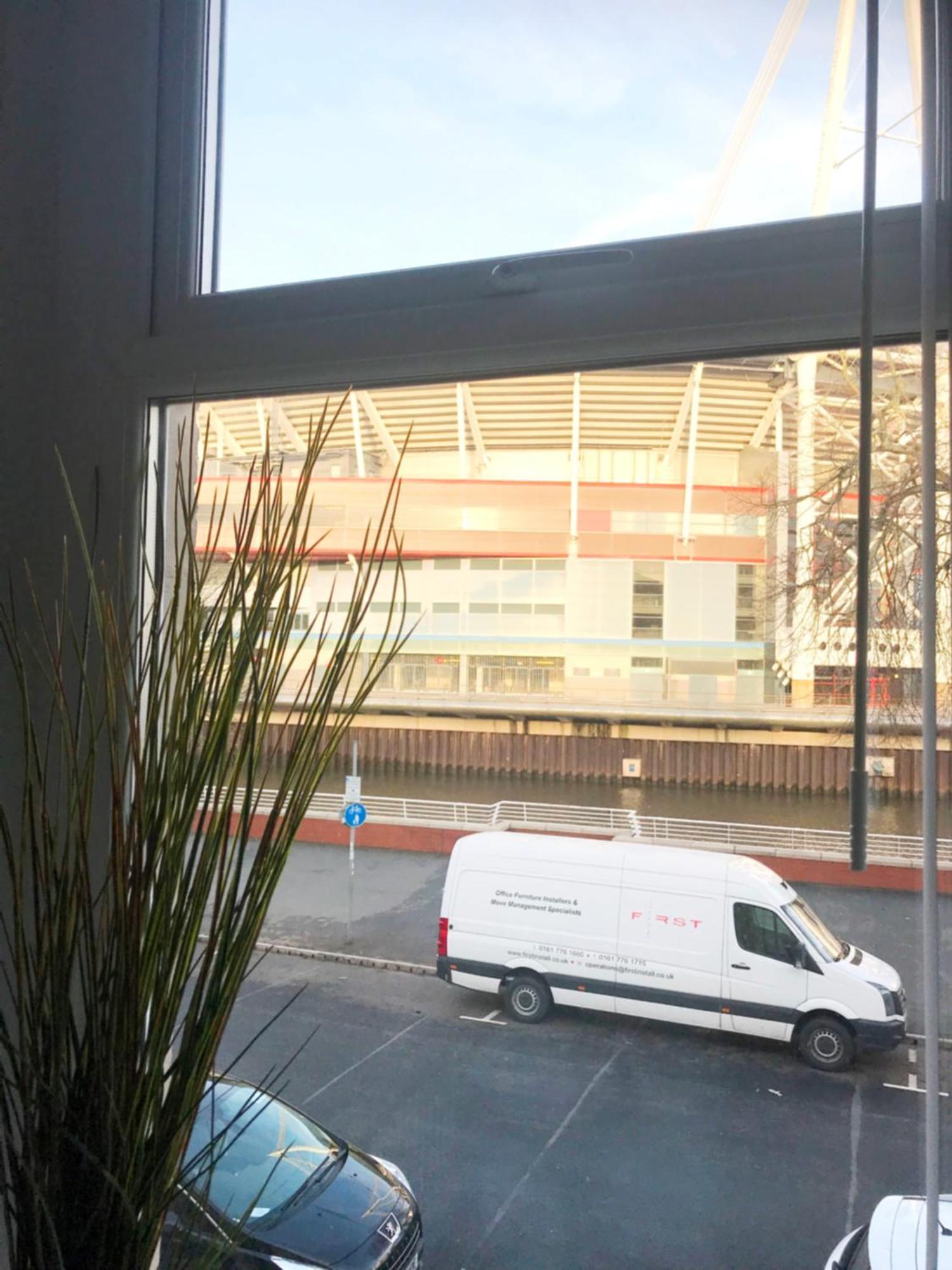 1 Fitzhamon Embankment Apartments Opposite Principality Stadium - Long Stay Offer Cardiff Luaran gambar