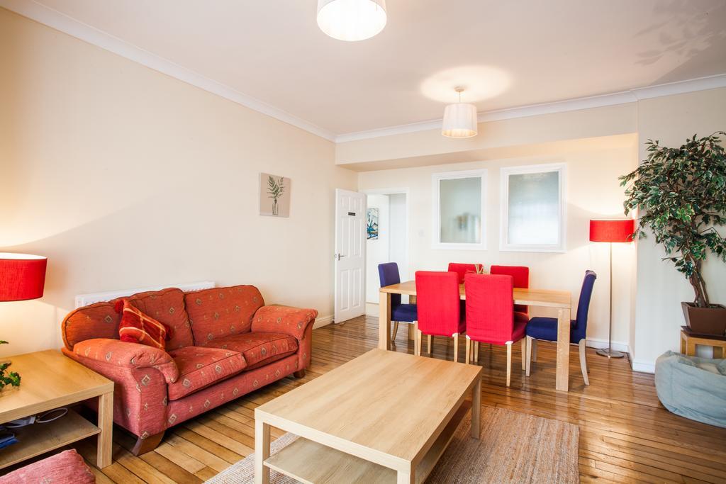 1 Fitzhamon Embankment Apartments Opposite Principality Stadium - Long Stay Offer Cardiff Bilik gambar