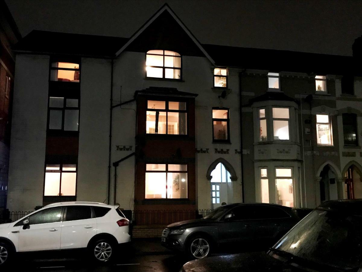 1 Fitzhamon Embankment Apartments Opposite Principality Stadium - Long Stay Offer Cardiff Luaran gambar